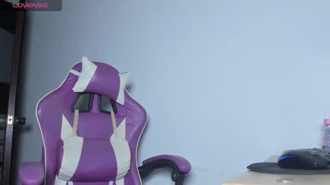 Anabella online show from 10.18.25