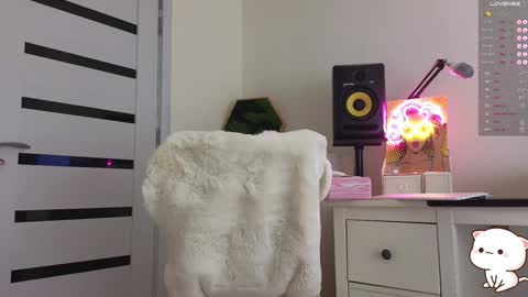 Snapshot of anabelle_wet chatting on 01.24.25 Annie  online show from 01.24.25