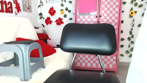 Snapshot of anabellered chatting on 05.21.26 Ana online show from 05.21.26