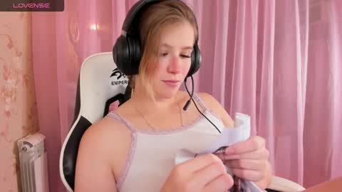 AnabelMelody online show from 10.23.25