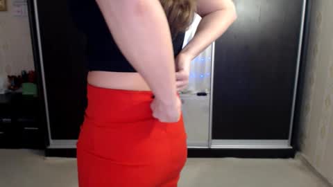 Snapshot of anabelsweet chatting on 02.05.25 Milana online show from 02.05.25