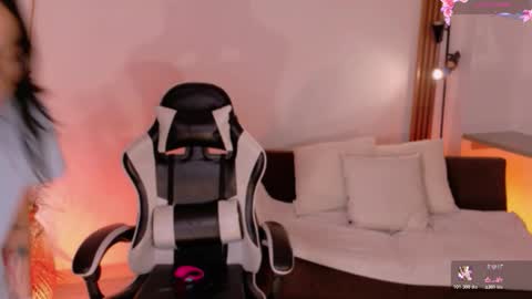 ANABEL WOLF  online show from 03.27.26