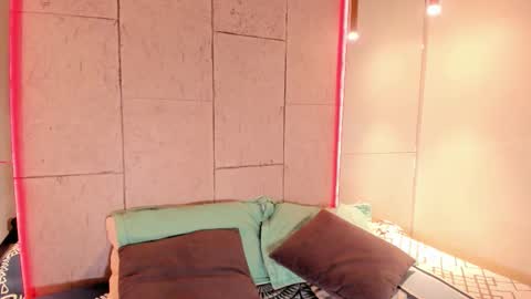 Anna online show from 03.14.26