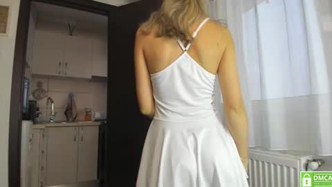 Snapshot of anahi1993 chatting on 09.10.25 Anahi online show from 09.10.25