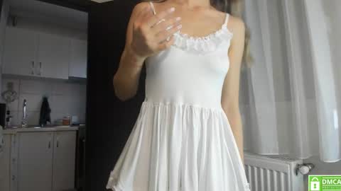 Snapshot of anahi1993 chatting on 11.04.25 Anahi online show from 11.04.25