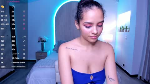 Anahi Curlie online show from 12.17.24