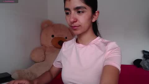 Snapshot of anahibrowns95 chatting on 05.13.26 Anahi Browns online show from 05.13.26