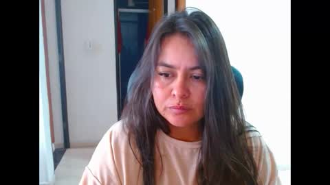 Snapshot of anaids_dam chatting on 04.19.26 anaids online show from 04.19.26