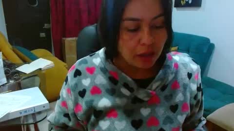 Snapshot of anaids_dam chatting on 05.20.26 anaids online show from 05.20.26