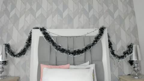   online show from 12.18.25