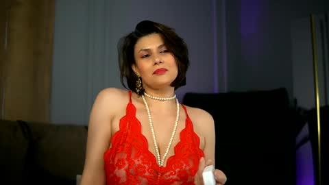 Snapshot of anaisleblanc chatting on 01.16.25 Anais online show from 01.16.25