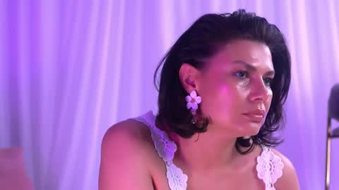 Anais online show from 04.04.26