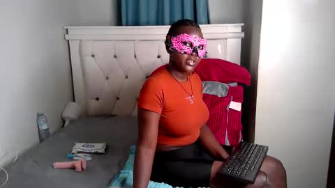 Snapshot of anakiss7 chatting on 02.15.26 anakiss7 online show from 02.15.26