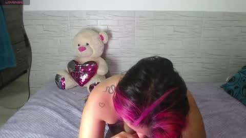 Snapshot of analiz_ chatting on 04.29.26 analiz_ online show from 04.29.26