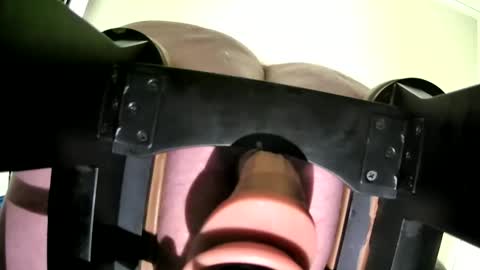 Snapshot of anallyourz chatting on 03.07.25 Slut Master online show from 03.07.25