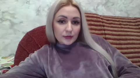 Snapshot of analqueen2024 chatting on 02.05.25 analqueen2024 online show from 02.05.25