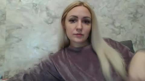 Snapshot of analqueen2024 chatting on 10.19.25 analqueen2024 online show from 10.19.25