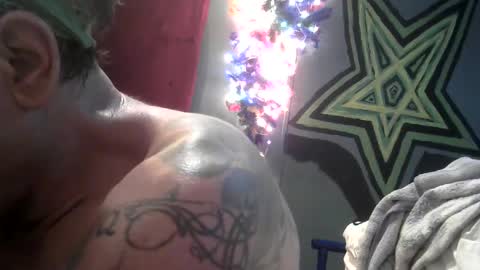 Snapshot of analwhore666 chatting on 12.28.24 kinkylilanalslut online show from 12.28.24