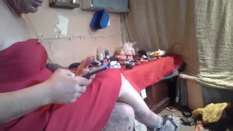 Snapshot of analwhore666 chatting on 02.08.25 kinkylilanalslut online show from 02.08.25