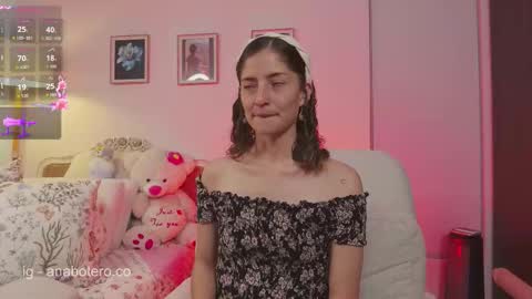 Ana Mara Botero online show from 10.12.25