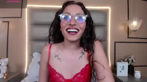 Snapshot of anamariam1 chatting on 07.27.26 Ana Maria online show from 07.27.26