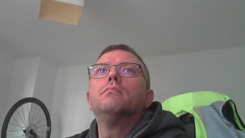 Snapshot of anarchox chatting on 10.06.25 Andi online show from 10.06.25