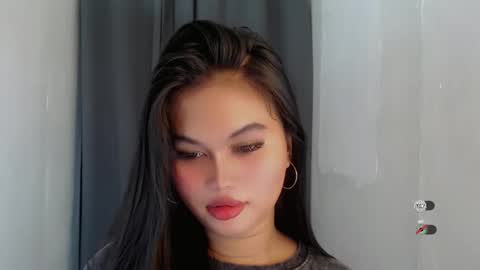 Snapshot of anaruru_ chatting on 04.18.26 ANA online show from 04.18.26