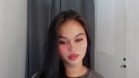 Snapshot of anaruru_ chatting on 04.22.26 ANA online show from 04.22.26