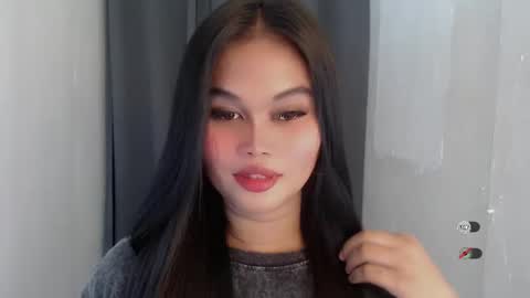 Snapshot of anaruru_ chatting on 04.24.26 ANA online show from 04.24.26