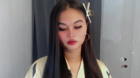 Snapshot of anaruru_ chatting on 04.27.26 ANA online show from 04.27.26