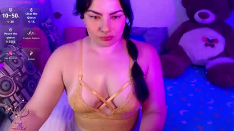 Ana online show from 10.31.25