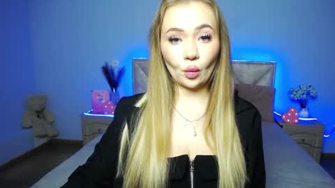 Snapshot of anastacyyellig chatting on 01.25.25 anastacyyellig online show from 01.25.25