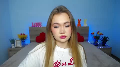 Snapshot of anastacyyellig chatting on 03.10.25 anastacyyellig online show from 03.10.25