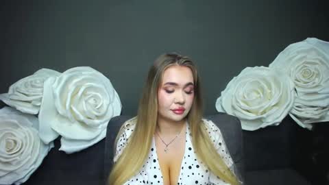 Snapshot of anastacyyellig chatting on 09.14.25 anastacyyellig online show from 09.14.25