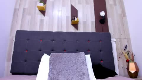 Snapshot of anastasiapriest chatting on 05.12.26 anastasia online show from 05.12.26