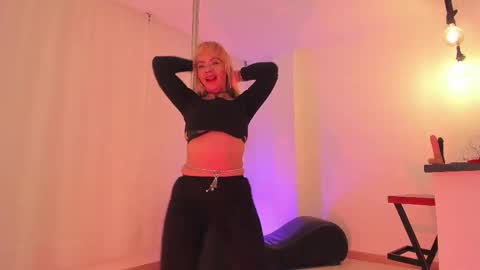 Ana 3 online show from 09.28.25