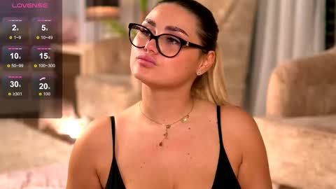 AnastasyaNoir online show from 09.22.25