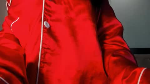 Layla online show from 02.18.26