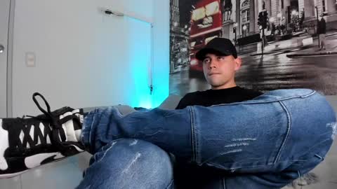 Snapshot of ander_perez chatting on 01.11.25 ANDER online show from 01.11.25