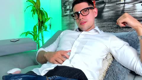 Snapshot of ander_perez chatting on 01.21.25 ANDER online show from 01.21.25