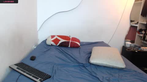 Snapshot of andr720413838 chatting on 12.02.25 andr720413838 online show from 12.02.25