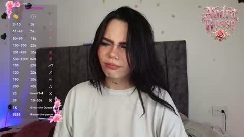 Snapshot of andra_rosse chatting on 07.25.26 Andra de la Rosse online show from 07.25.26