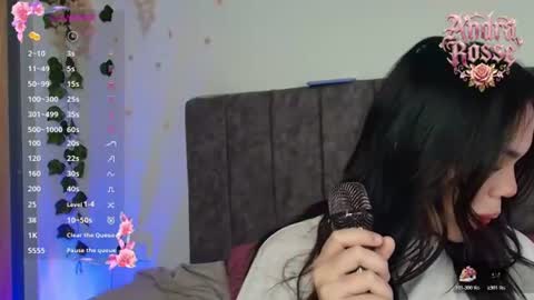 Snapshot of andra_rosse chatting on 07.27.26 Andra de la Rosse online show from 07.27.26