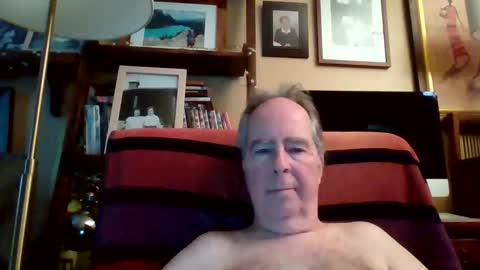 Snapshot of andre6045 chatting on 11.21.25 andre6045 online show from 11.21.25