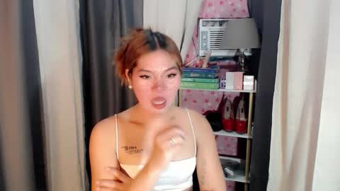 Snapshot of andrea06121998 chatting on 03.15.26 andrea06121998 online show from 03.15.26