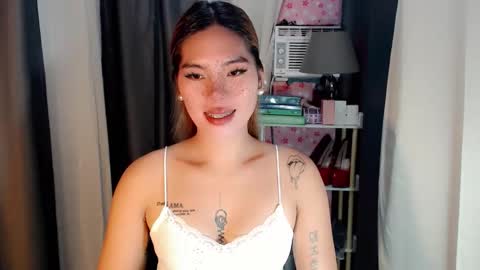 Snapshot of andrea06121998 chatting on 04.13.26 andrea06121998 online show from 04.13.26