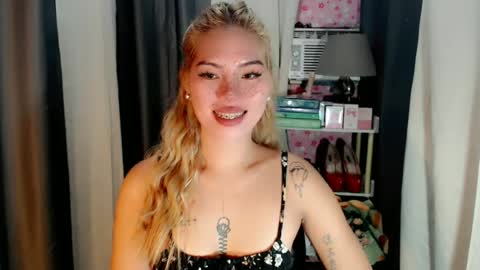 Snapshot of andrea06121998 chatting on 06.22.26 andrea06121998 online show from 06.22.26