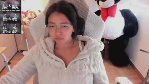 Snapshot of andrea_bonnie chatting on 04.23.26 andrea_bonnie online show from 04.23.26