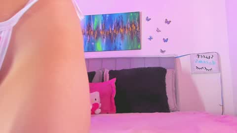 Snapshot of andrea_flow chatting on 12.23.24 Andrea online show from 12.23.24