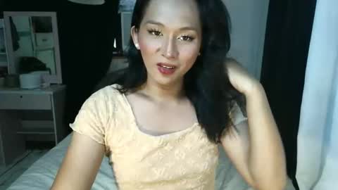 yanie online show from 12.05.25